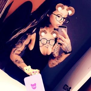 Meet your Posher, Melanie